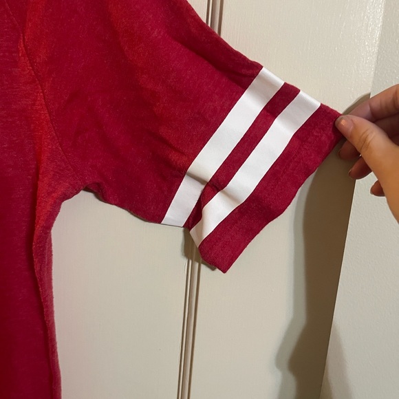 Nike Brand cardinals tshirt with stripes on arms.  Great condition. Size… - Picture 4 of 4